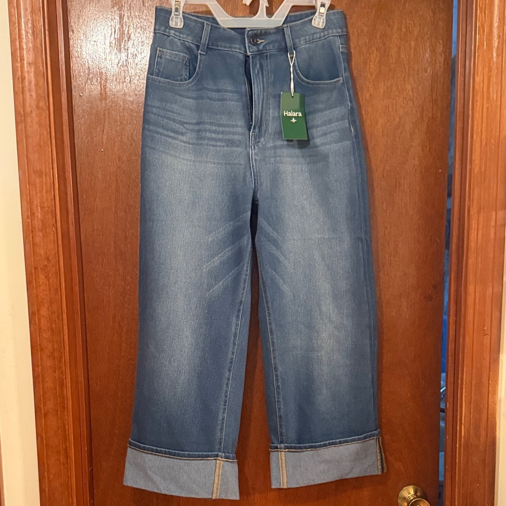 HALARA Women's Cropped Blue Jeans